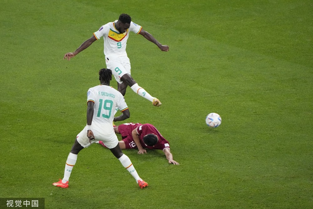 23-马迪博,12-布迪亚夫,10-哈桑-海杜斯;19-阿尔莫伊兹-阿里,11-阿克