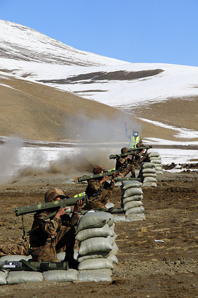 93单兵火箭筒精准打击