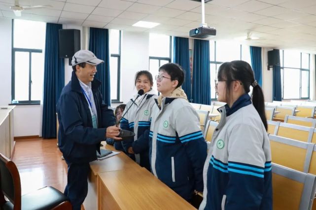 高中发展性评价|缙云县壶镇中学:分享专家智慧 助力壶中发展