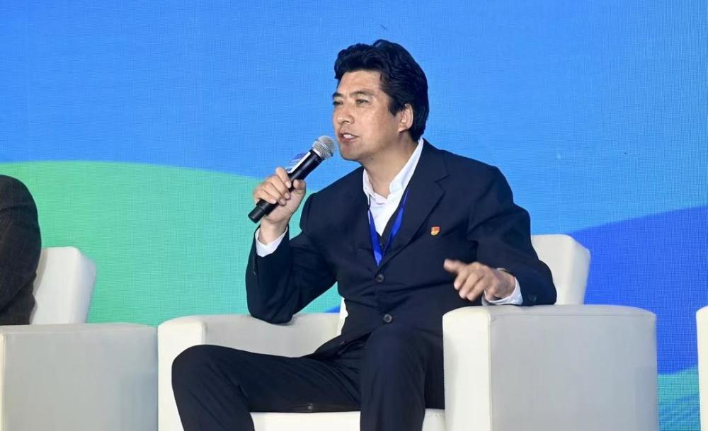 获评"成渝十大文旅领军人物" 甘孜网红文旅局长刘洪:融入双城经济圈