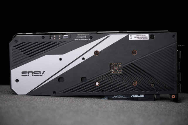 比甜品高亿点|华硕 rtx3060ti 巨齿鲨 游戏&生产力测试-腾讯新闻