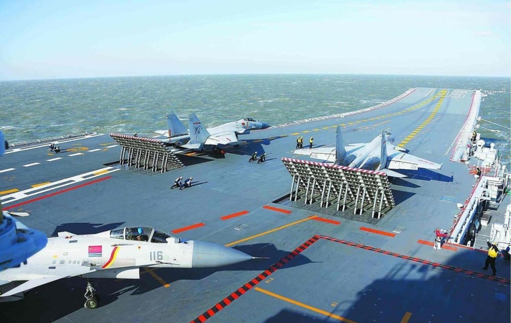 中国海军岸基航空兵，未来将如何发展？是换装歼20还是换装歼35？我的学校在哪里用英语怎么说