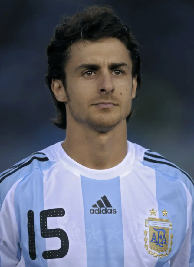 梅西的偶像老得认不出,阿根廷队6位颜值担当,如今变成什么样?_腾讯新