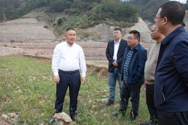 毛世梁在调研全域土地综合整治有关工作时强调:科学谋划 合理布局 以