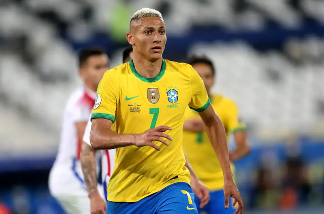 五星巴西冲16强,c罗pk苏神,韩国或创亚洲奇迹