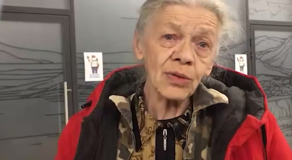 俄军前线吃紧，71岁老奶奶主动参军，说到做到奔赴乌克兰光学设计软件有哪些
