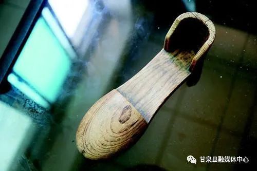 甘泉美文斋第315期徐灵婆婆的袜楦子