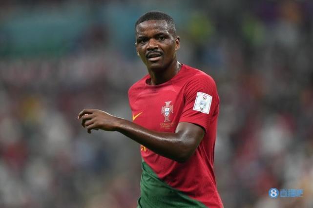 威廉-卡瓦略:未能出战瑞士让c罗非常沮丧,但他一直在帮助球队