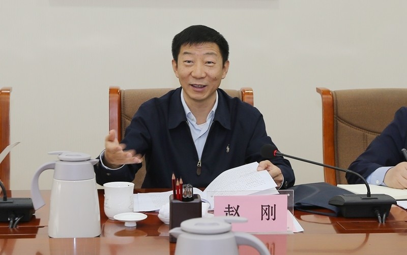 宣布中央决定:刘国中不再兼任陕西省委书记,常委,委员职务,陕西省省长