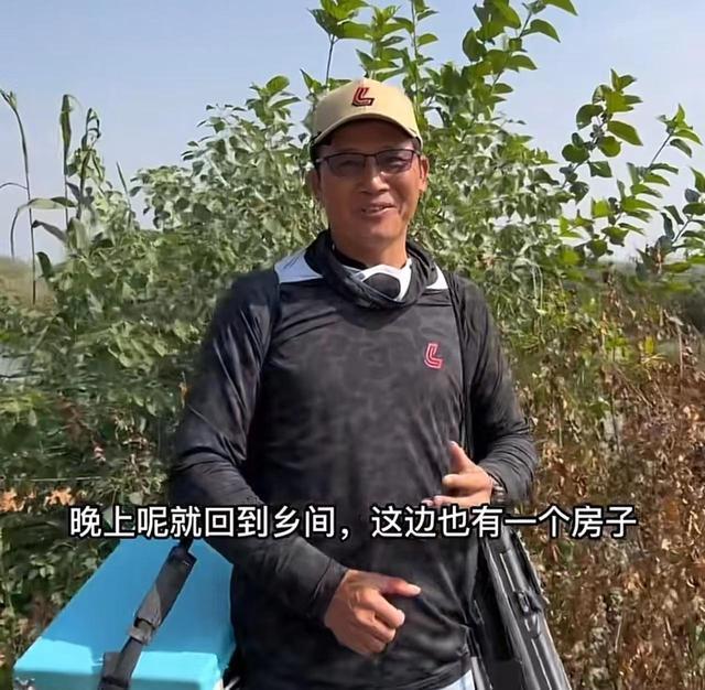 俘获了千万钓鱼人的心,他就是人称"刘长杆"的著名钓鱼人——刘志强