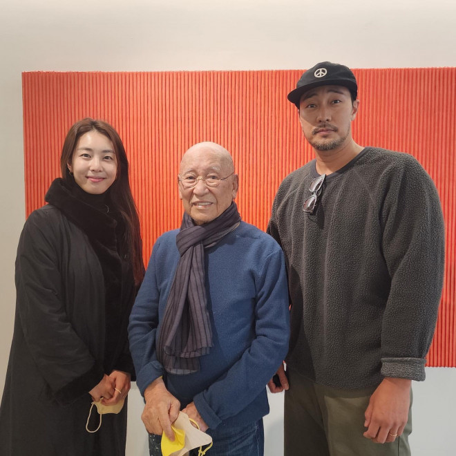 1905电影网讯2020年4月,苏志燮与小17岁的记者赵恩静结婚,两年来他鲜