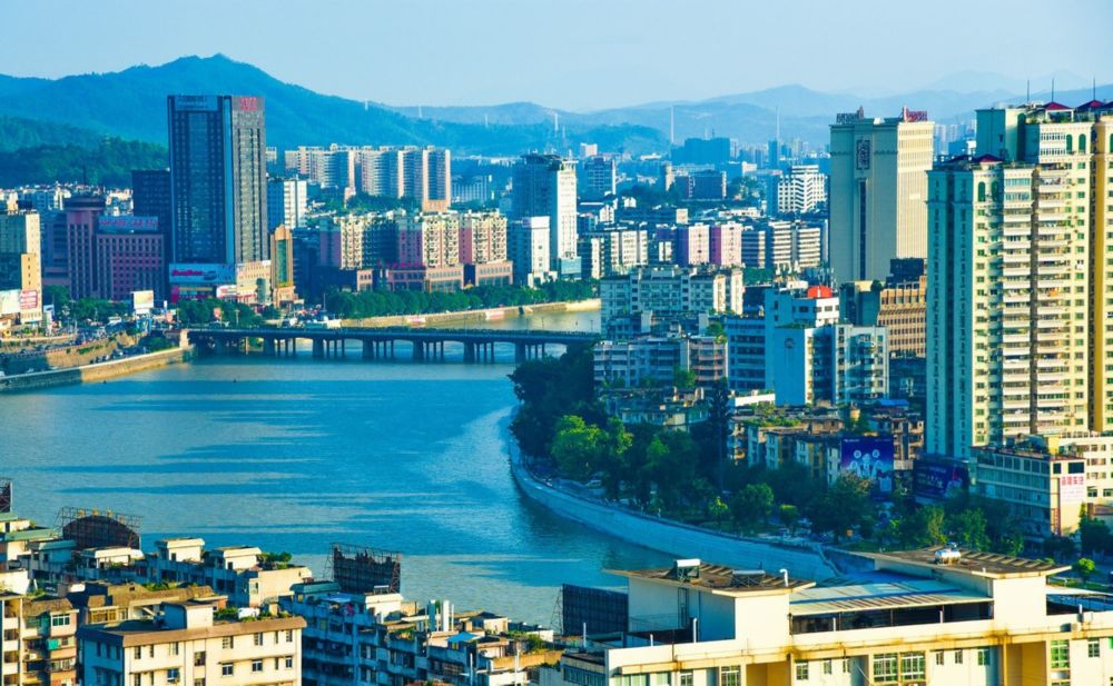 三江锁三湘千姿多彩的广东韶关