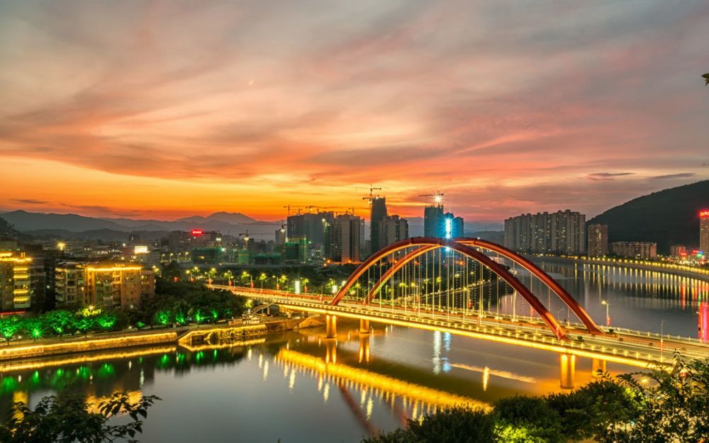 三江锁三湘千姿多彩的广东韶关