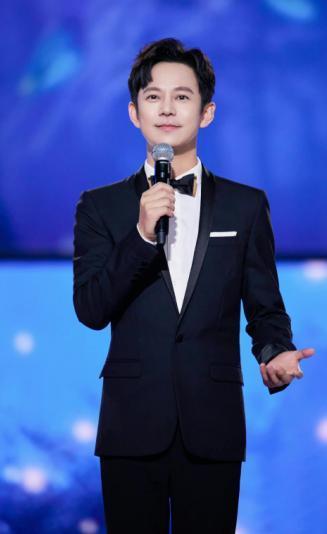 何炅否认向往停办透露节目最新动态与黄磊一唱一和超默契