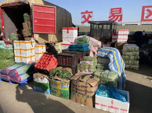 兰州国际高原夏菜副食品采购中心库存稳定,供应充足
