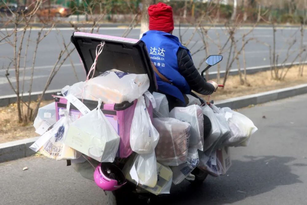 外卖骑手，驶过北京的冬天阿斯顿英语培训学校是连锁