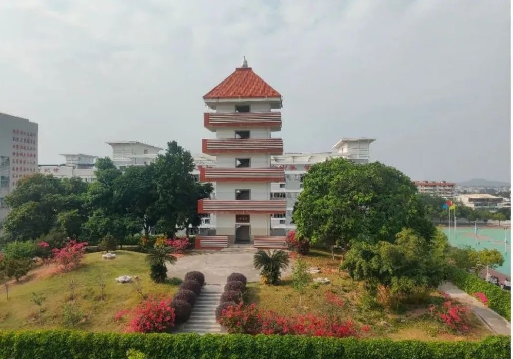 漳州立人学校2023届艺体高考文化冲刺班开始招生啦!_腾讯新闻