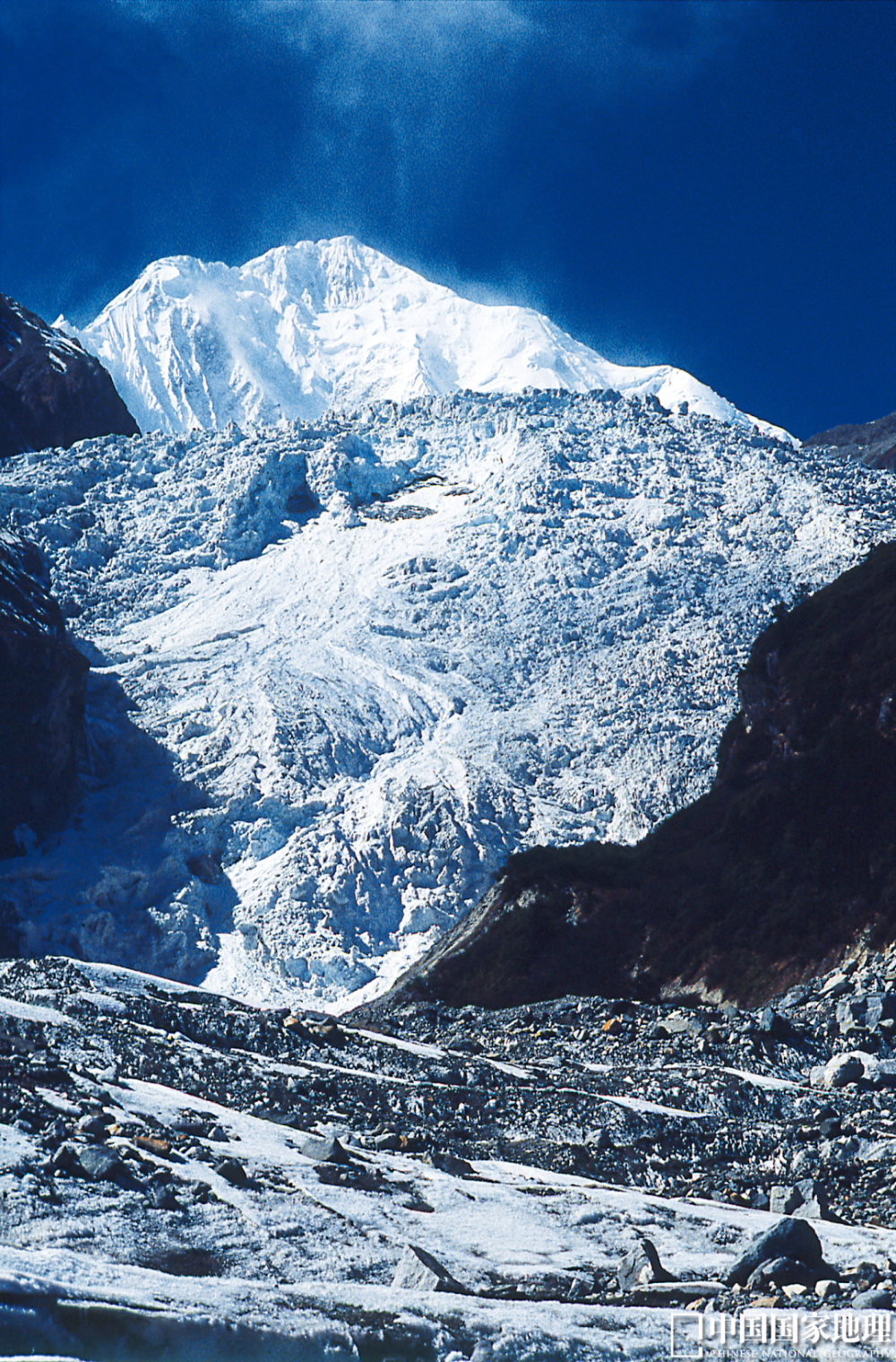 海螺沟大冰瀑断了?