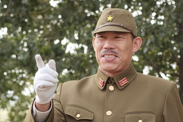 《亮剑》不止有李云龙!"日本大佐"杨清文,一生出演75次日本兵