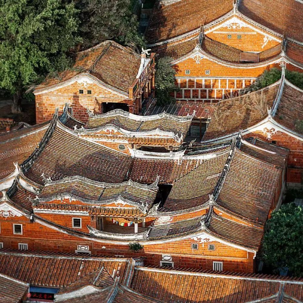 八闽文脉创造泉州红砖古厝里的闽南意蕴与非遗技艺