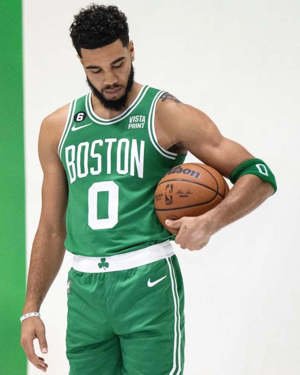 塔图姆砍下49分 11板!nba历史第一年轻900 三分球员!_腾讯新闻