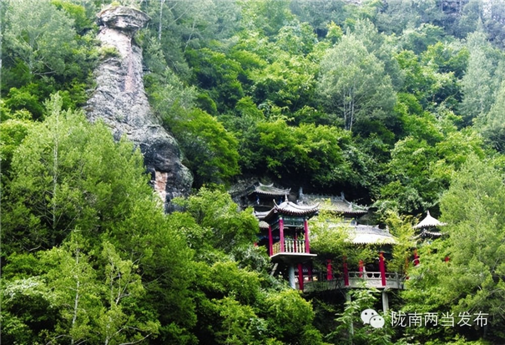 两当入选2022年中国美丽休闲乡村的灵官殿村值得一游