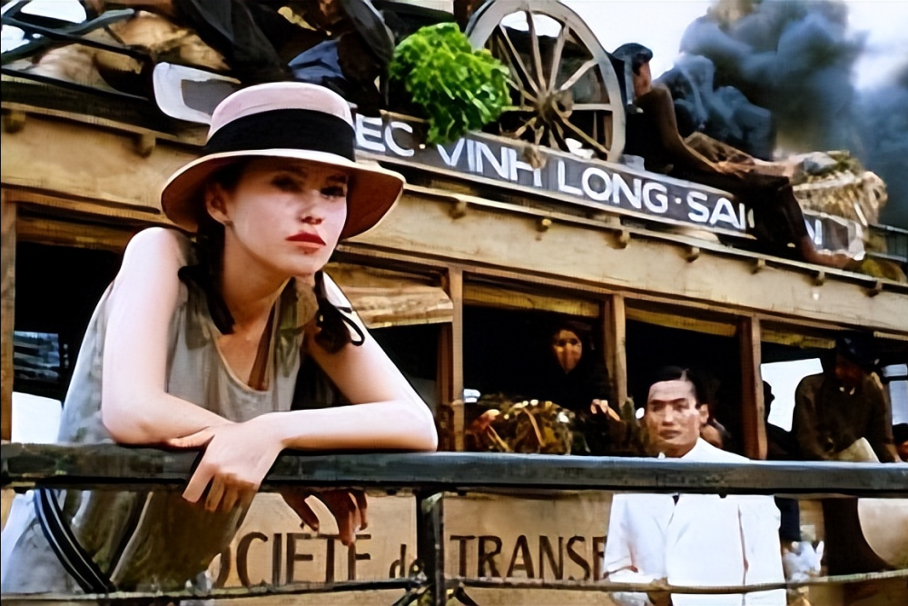 杜拉斯《情人》:获得法国文学最高奖,同名电影口碑却是两极分化_腾讯