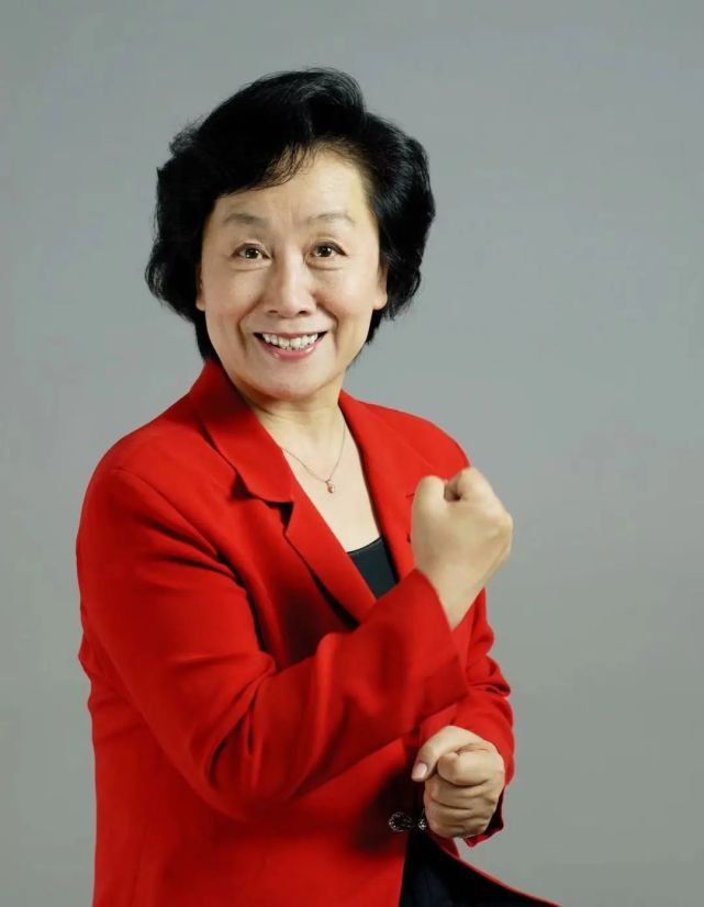 "知心姐姐"卢勤直播开讲!