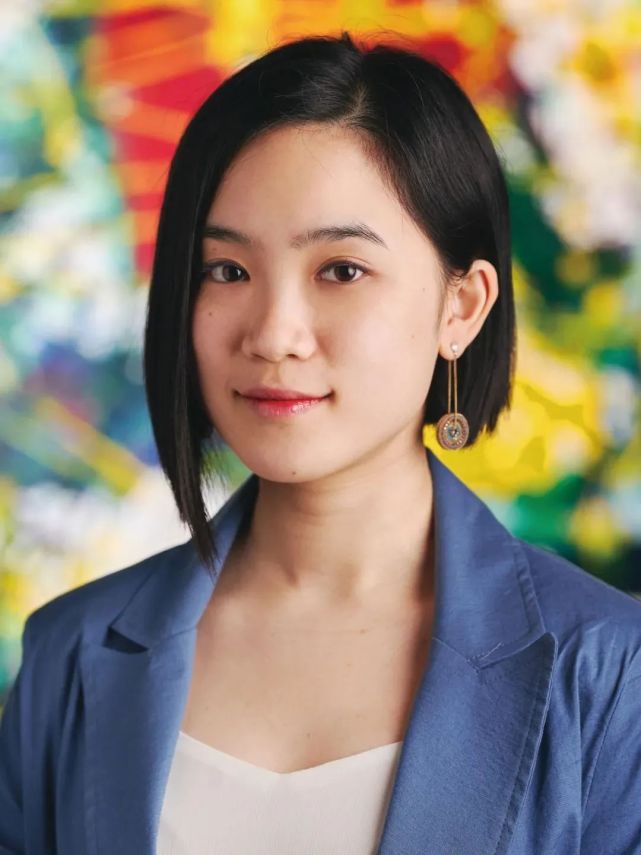 苏富比亚洲区当代艺术部日间拍卖及网上拍卖主管何诗慧florenceho在