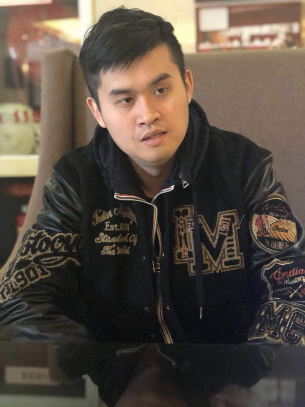 外星人王天一这是一个真实的案例,昨天在和一位半路出家的朋友聊天,在