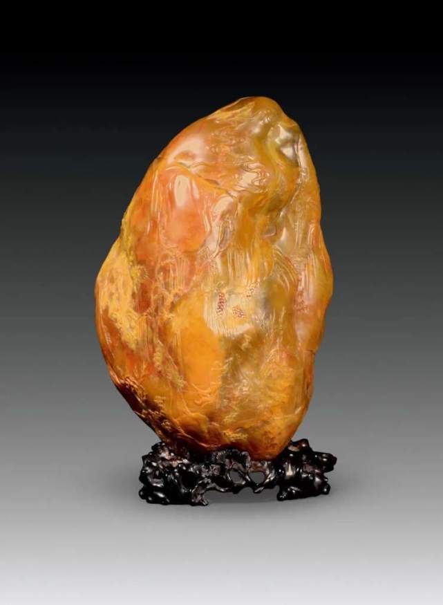 重达2071克"田黄王中王"首次公开亮相朵云轩30周年庆典拍卖会