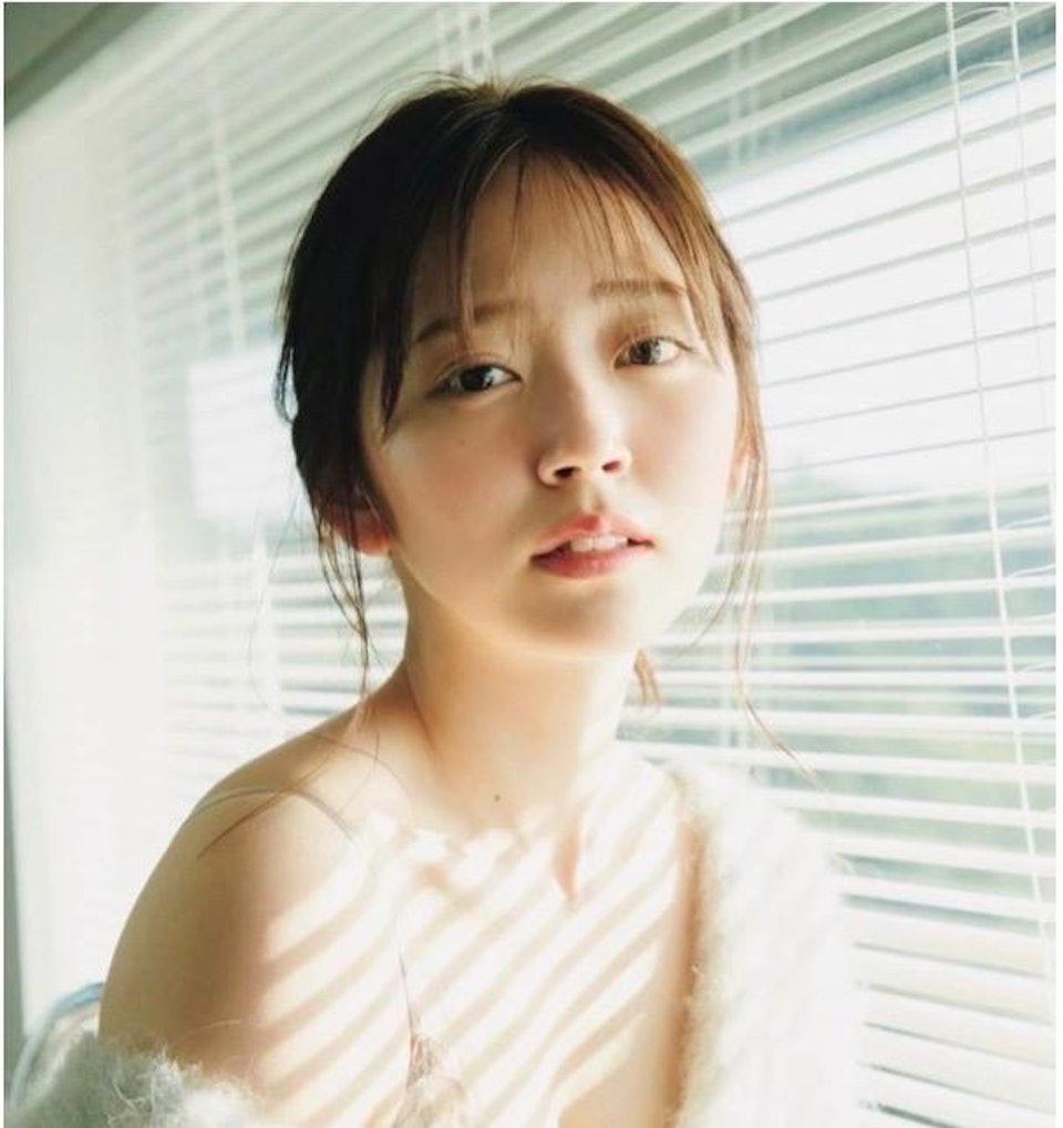 吉田麻也女友中村アン(中村anne):超模 演员日本国脚吉田麻也曾于英超