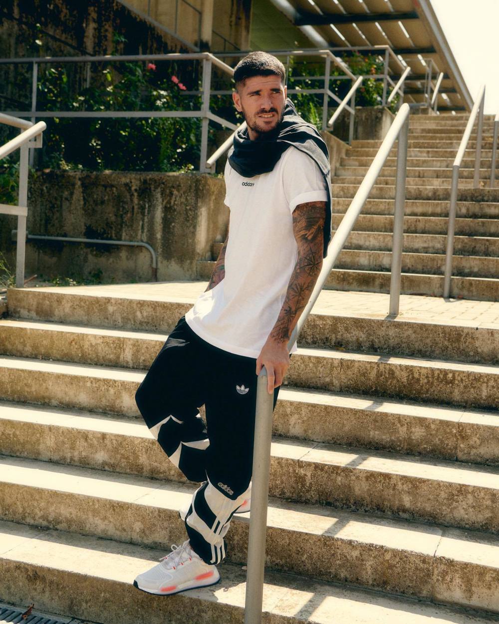 颜值世界杯:阿根廷德保罗一脸痞帅充满男人味 你想不到他是个女儿奴