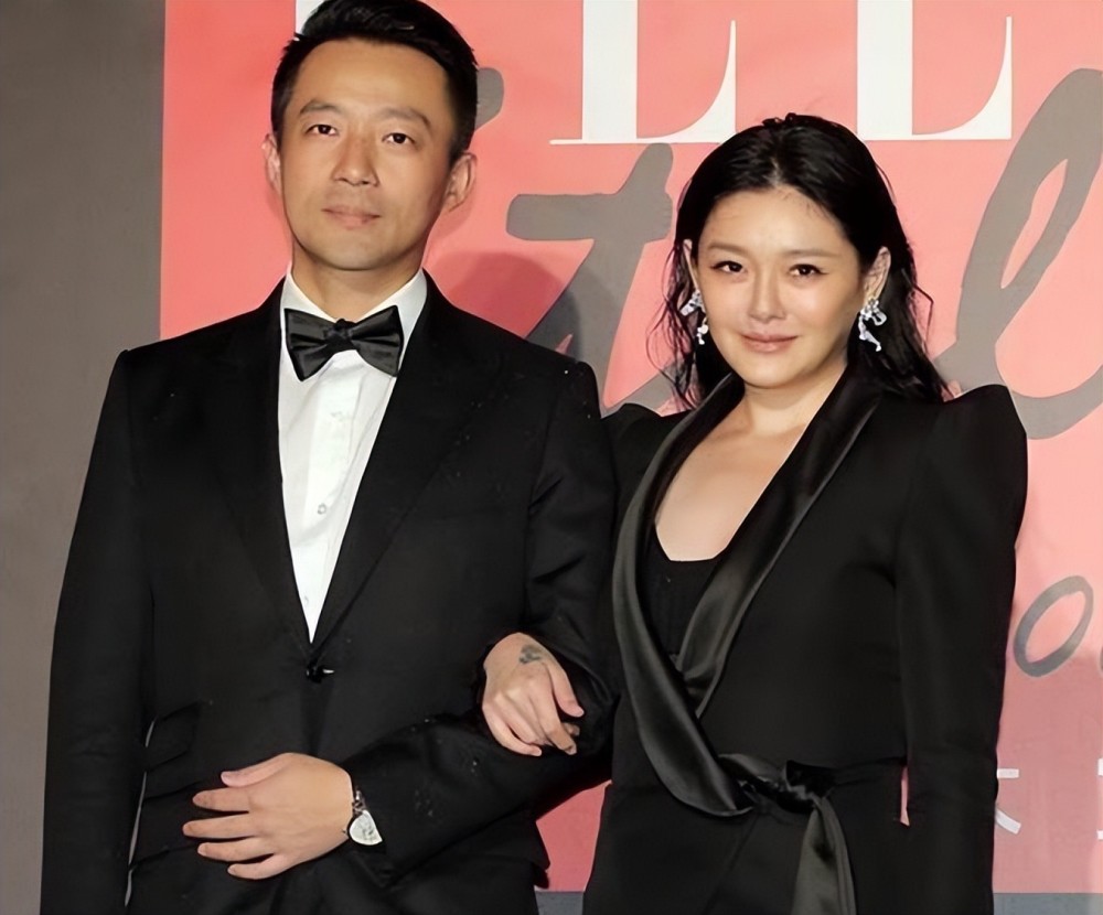 大s离婚协议条条有陷阱,3个条款把人算计,本人被骂到关闭评论插图