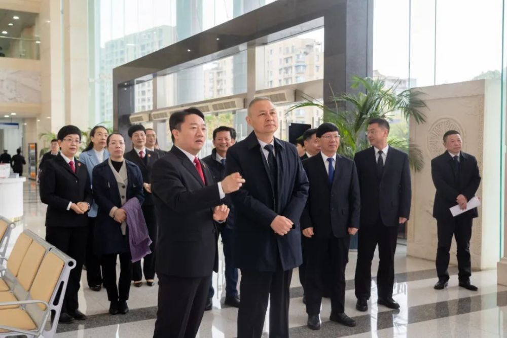 戴邦和,蓝伶俐,叶旭勇,潘碧武,邹向阳,市中级人民法院院长张军斌,市