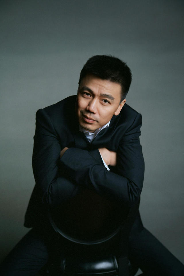 编剧 张挺张挺,编剧,导演,作品有:电视剧《警察李酒瓶》《看车人的七