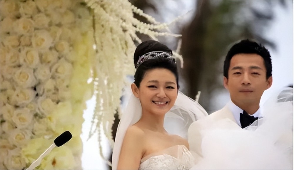 与安以轩暧昧五年都没表白,转身闪婚大s,汪小菲后悔过吗?_腾讯新闻