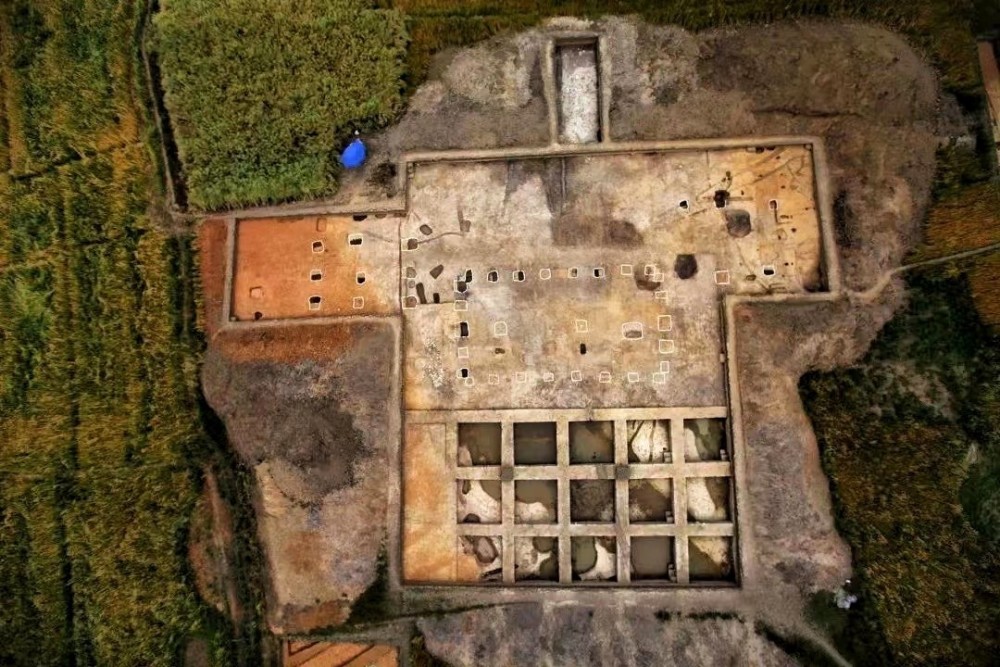 成都平原史前城址群:宝墩遗址,郫县古城遗址,鱼凫村遗址,芒城村遗址