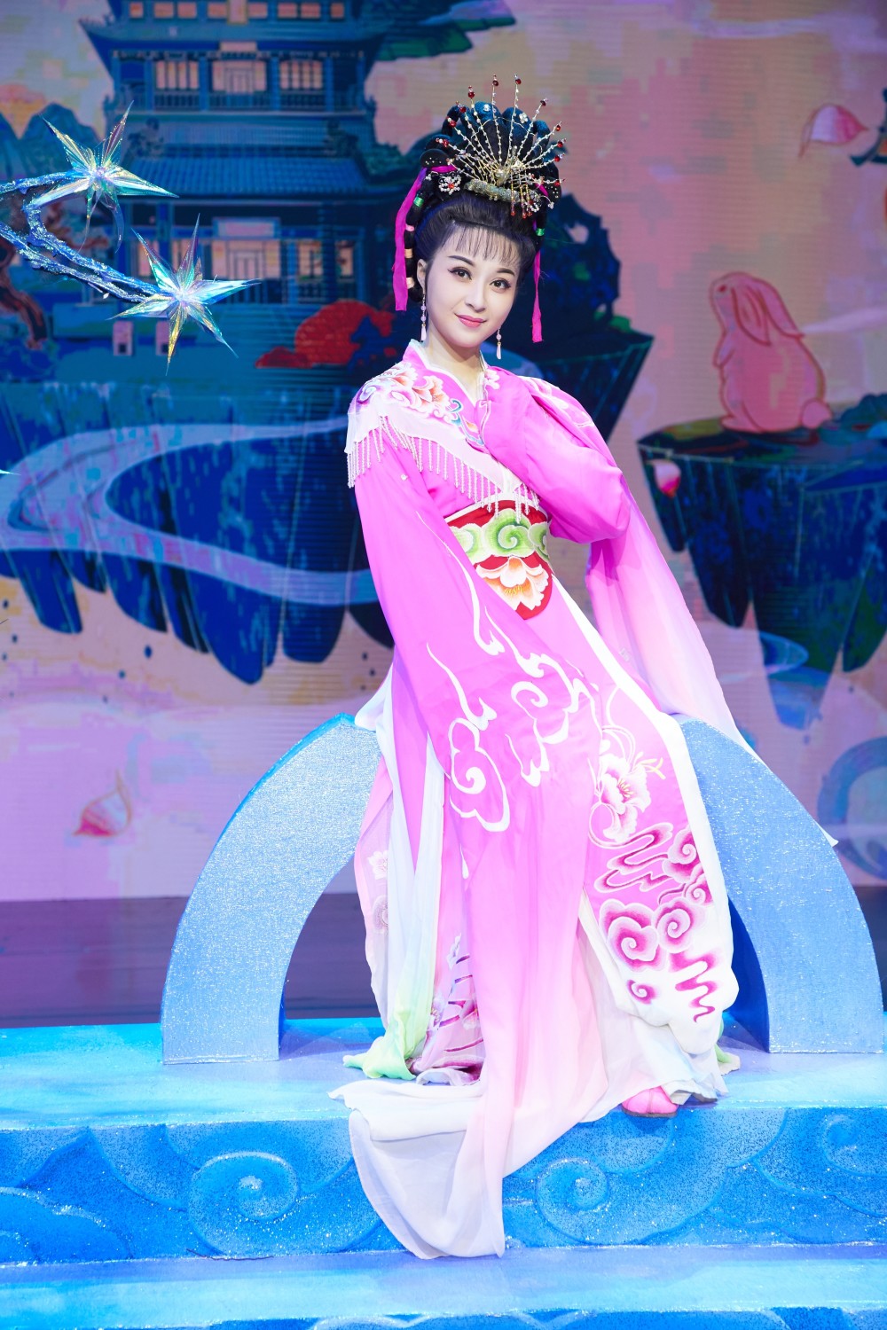 青年黄梅戏演员袁媛:用最潮方式展现最纯传统_腾讯新闻