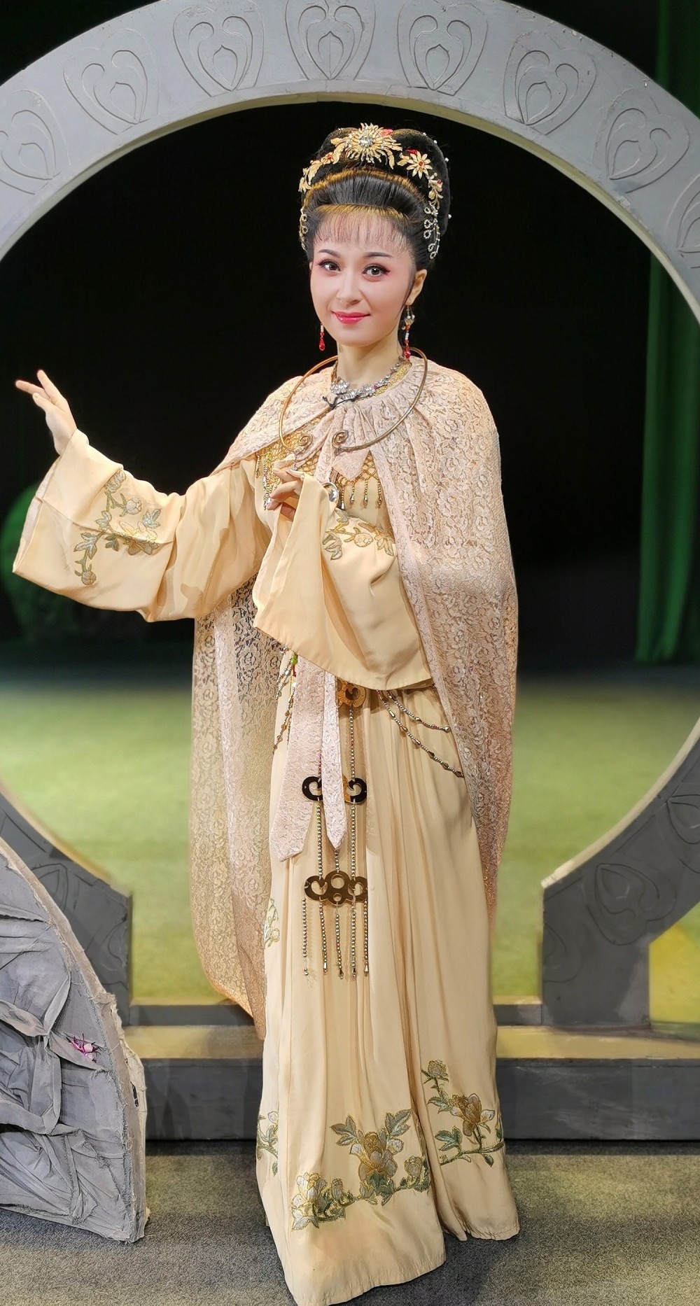 青年黄梅戏演员袁媛:用最潮方式展现最纯传统_腾讯新闻