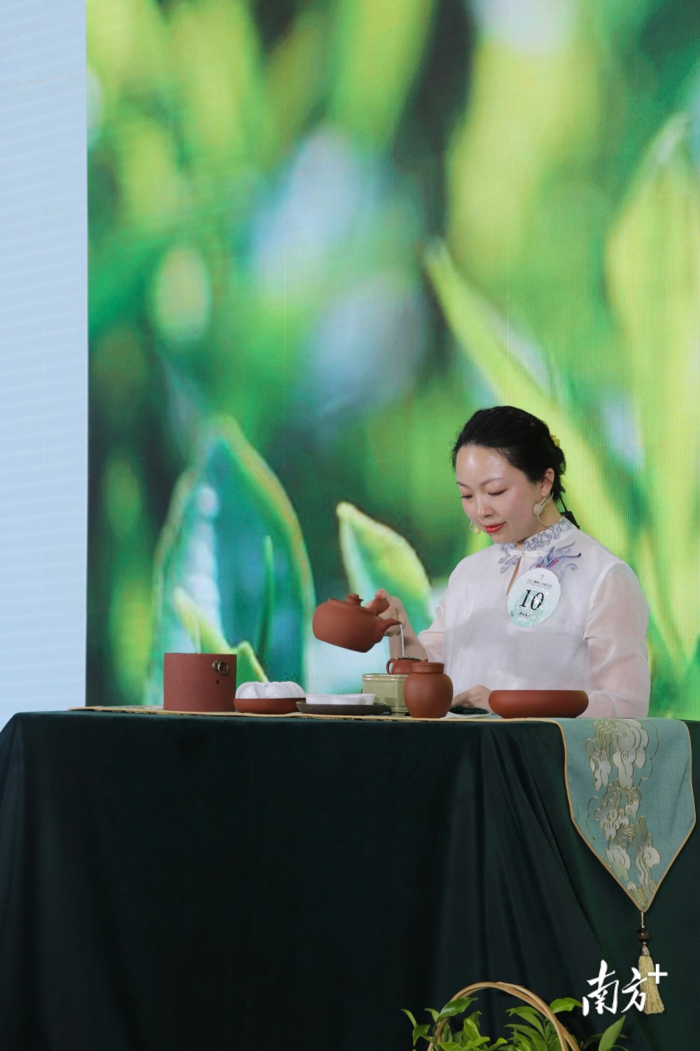 潮州工夫茶艺助力“中国传统制茶技艺及其相关习俗”入选世界非遗名录_腾讯新闻