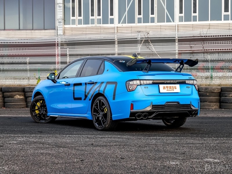 领克03即将推出350马力公路版03tcr