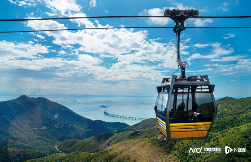 香港昂坪360启用"全景缆车"_腾讯新闻