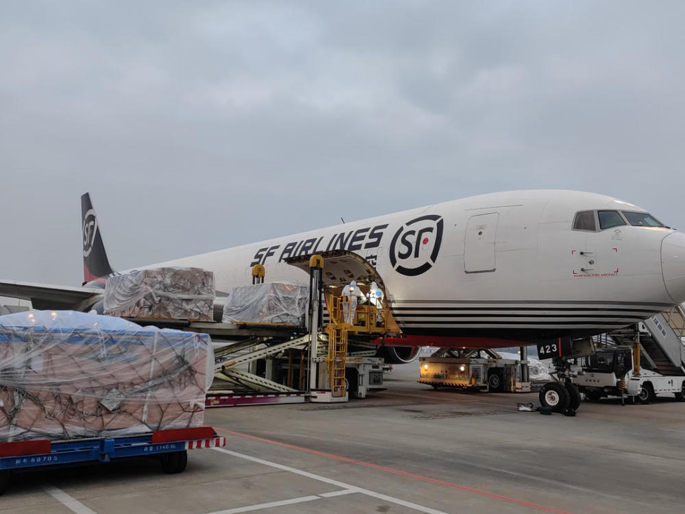 成都双流至印度德里全货运航线加密 顺丰航空实现货物当天往返丨全力