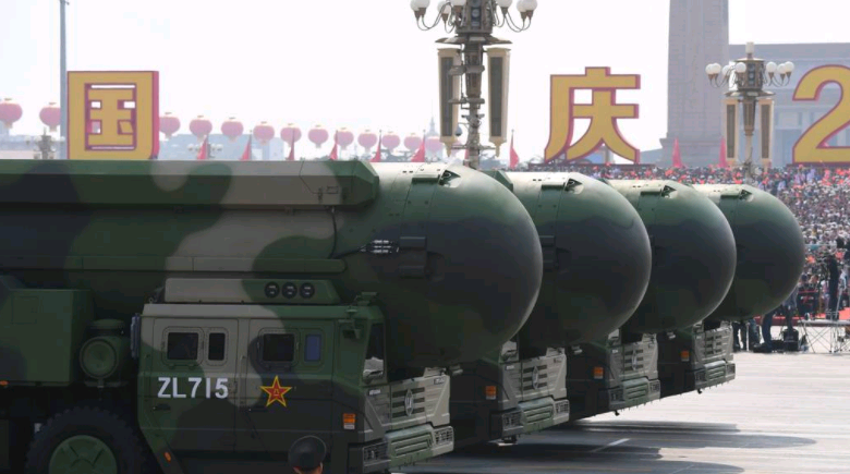 “中国洲际导弹核弹头数量超美国”！？高二上新世纪英语书答案