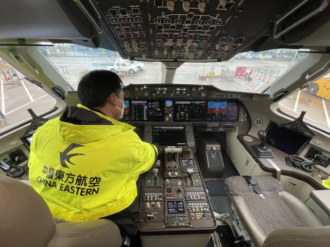 c919机组谈国产大飞机:正式载客前还有这些准备要做