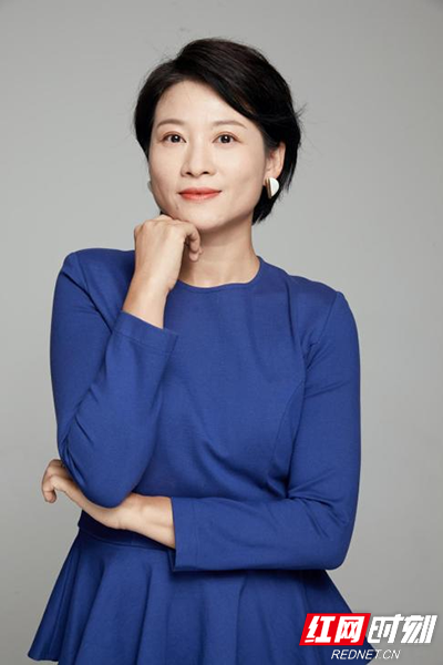 湖南经视新闻主播,资深媒体人,湖南经视知名主持人王欢.