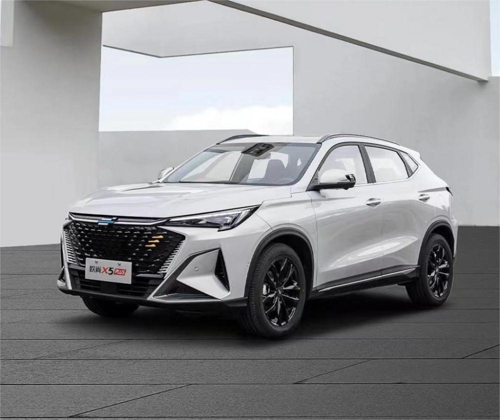 长安欧尚x5 plus正式上市 售9.59万-11.49万元_腾讯新闻