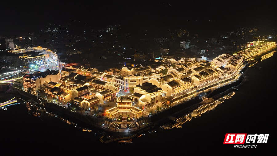 组图丨一城霓虹满城诗画这是洪江古商城的夜