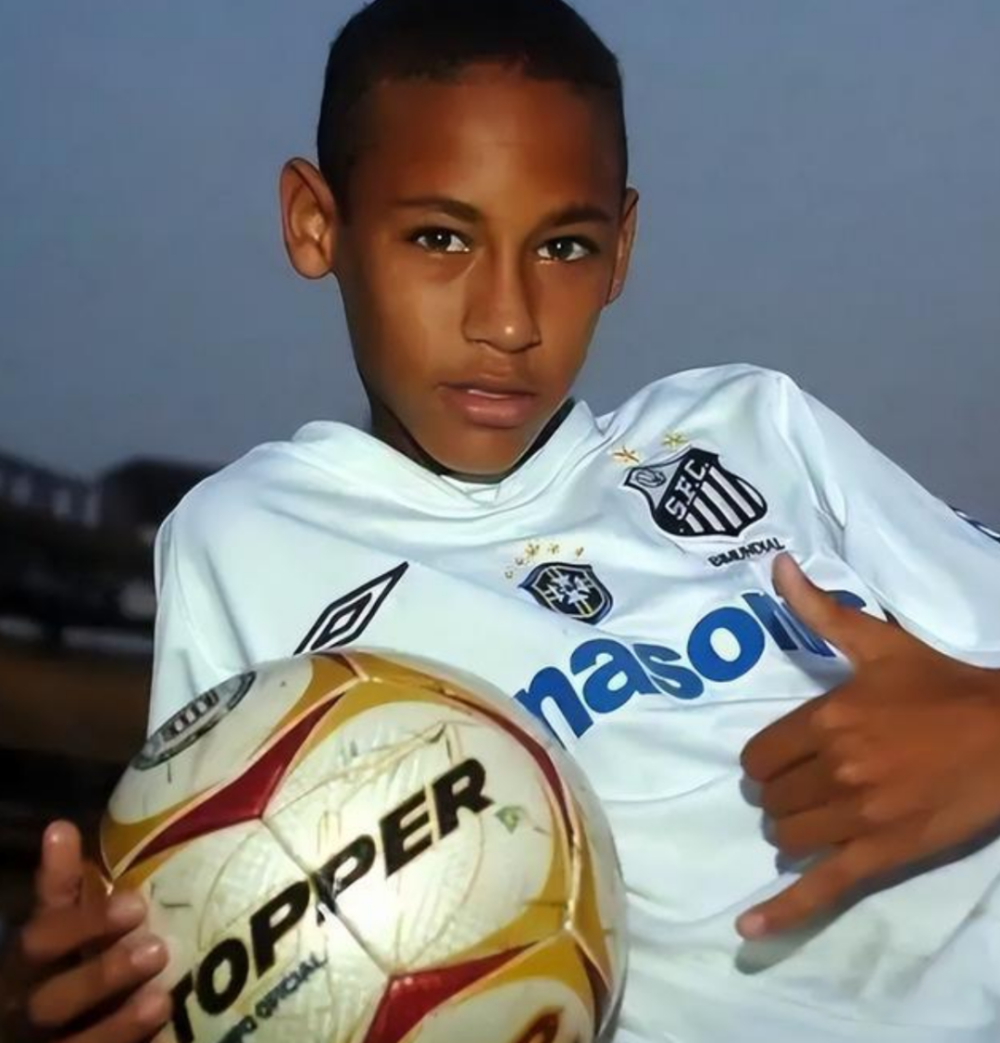 内马尔英雄还是小丑